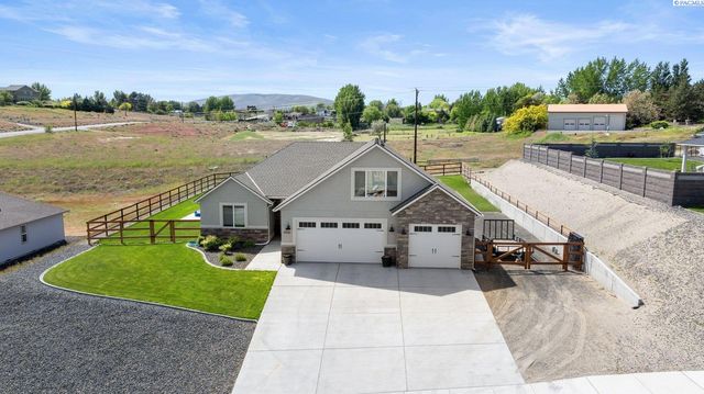 3905 Orchard St, West Richland, WA 99353
