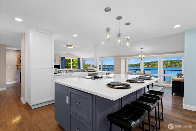 18176 SE 41st Place, Issaquah, WA 98027