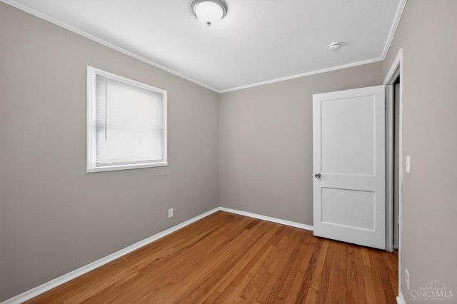1923 Ashbrook Drive, Cincinnati, OH 45238