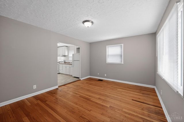 1923 Ashbrook Drive, Cincinnati, OH 45238