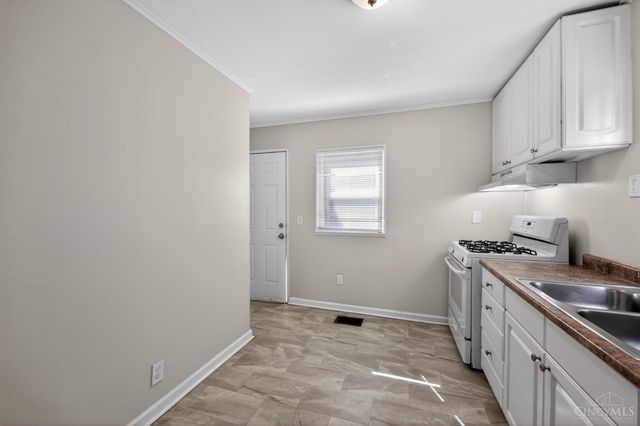 1923 Ashbrook Drive, Cincinnati, OH 45238