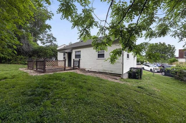 1923 Ashbrook Drive, Cincinnati, OH 45238