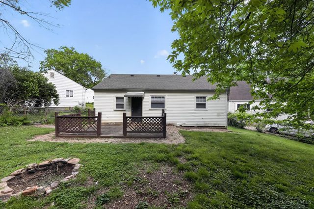 1923 Ashbrook Drive, Cincinnati, OH 45238