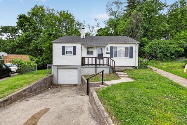 1923 Ashbrook Drive, Cincinnati, OH 45238