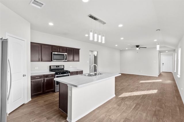 16905 Rich Pines Drive, Conroe, TX 77302