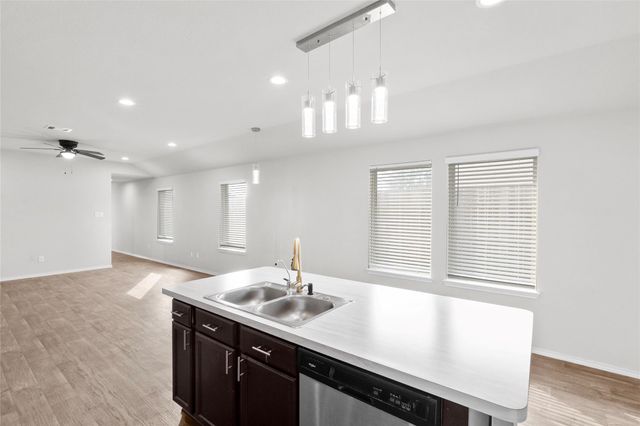 16905 Rich Pines Drive, Conroe, TX 77302