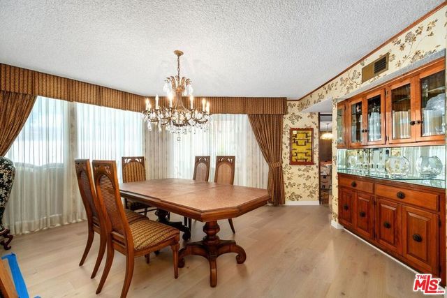 6505 S Halm Avenue, Los Angeles, CA 90056