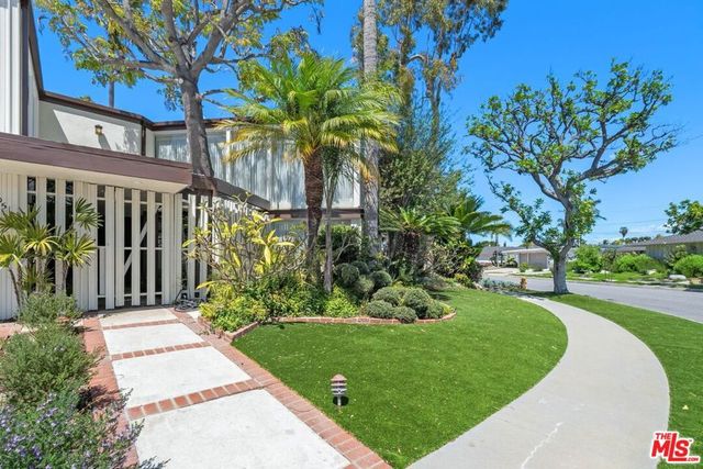 6505 S Halm Avenue, Los Angeles, CA 90056