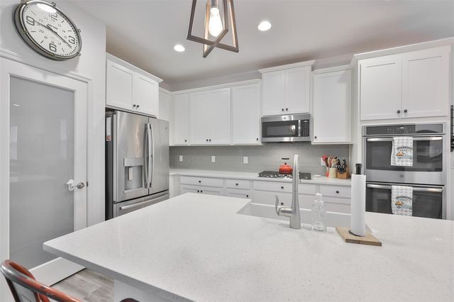 3005 PULLER TRAIL, Odessa, FL 33556