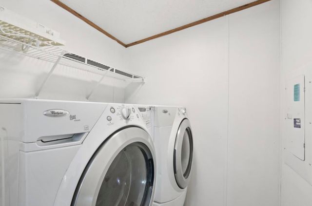 21522 Long Hill DR, Leander, TX 78641