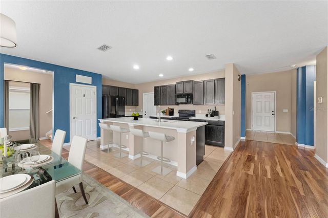 132 ANDALUSIA LOOP, Davenport, FL 33837