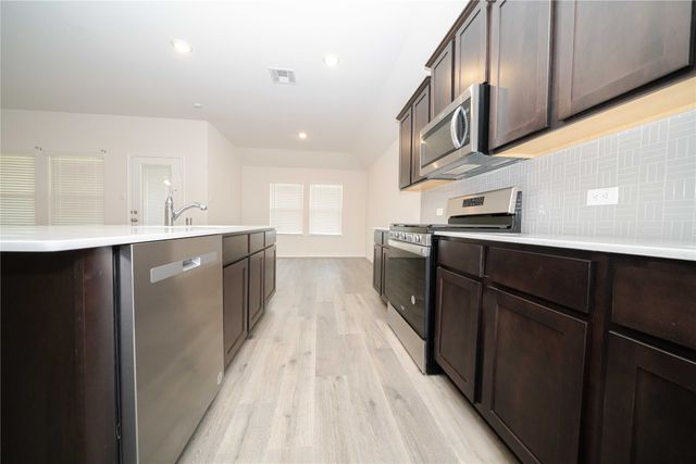 211 Condor Pass, Caddo Mills, TX 75135