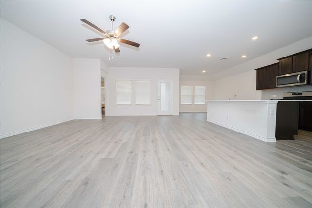 211 Condor Pass, Caddo Mills, TX 75135