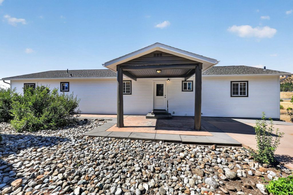 6225 N Malvern Rd, Otis Orchards, WA 99027 photo 5