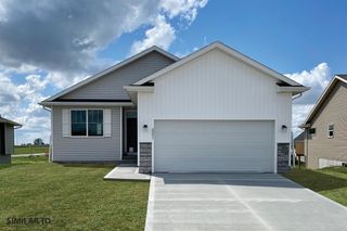 2005 Waller Avenue, Norwalk, IA 50211