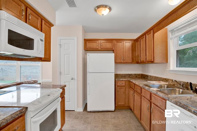 8440 Kendall Court, Mobile, AL 36695
