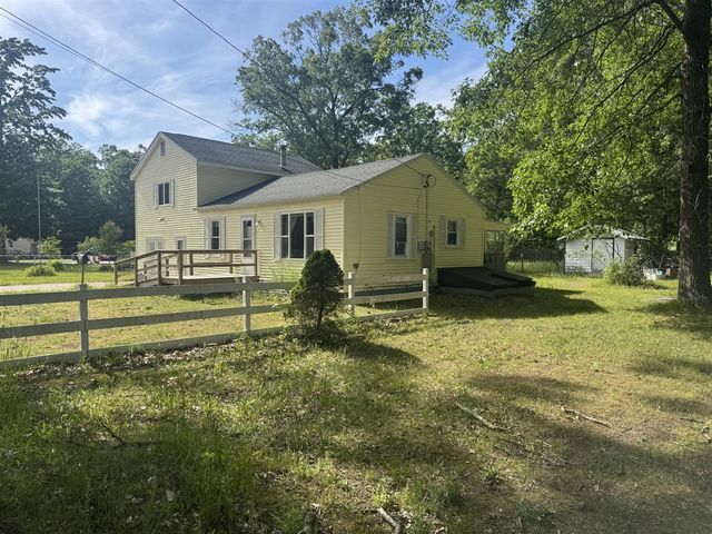 6878 Evanston Avenue, Muskegon, MI 49442
