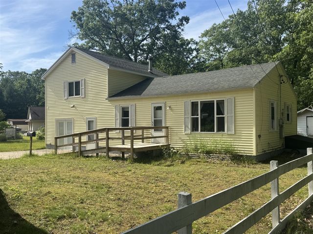 6878 Evanston Avenue, Muskegon, MI 49442