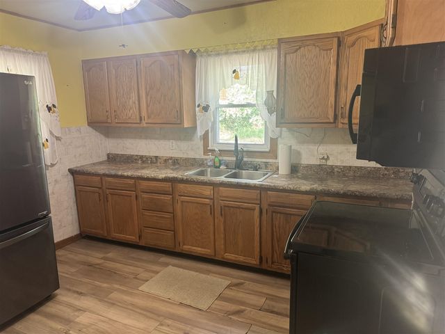6878 Evanston Avenue, Muskegon, MI 49442