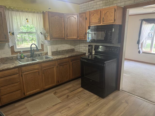 6878 Evanston Avenue, Muskegon, MI 49442