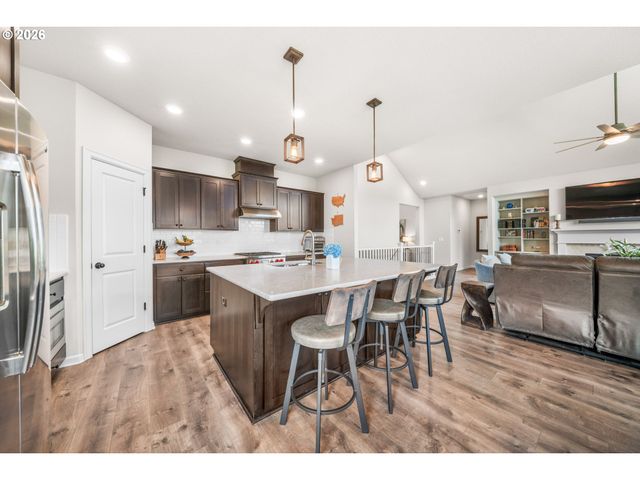 2408 Ne 192ND Ave, Vancouver, WA 98684