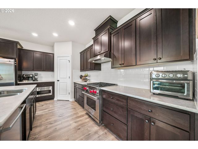2408 Ne 192ND Ave, Vancouver, WA 98684