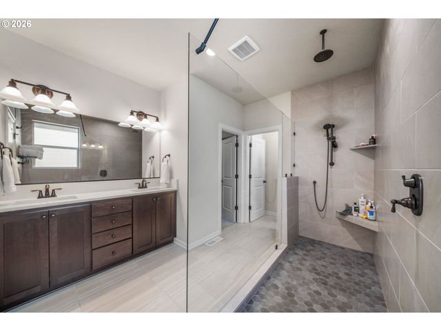 2408 Ne 192ND Ave, Vancouver, WA 98684