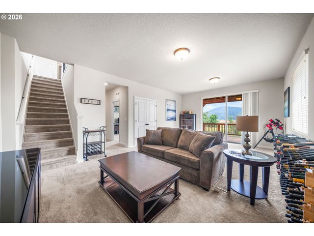 2408 Ne 192ND Ave, Vancouver, WA 98684