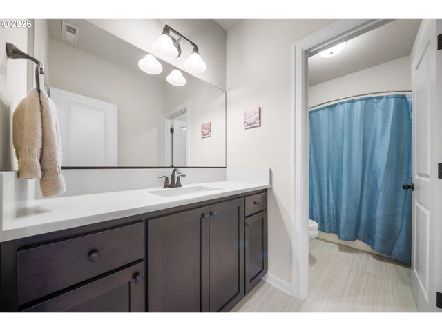 2408 Ne 192ND Ave, Vancouver, WA 98684