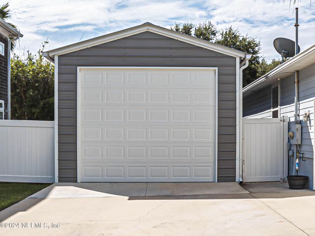 307 FIFTEENTH Street, St. Augustine, FL 32084