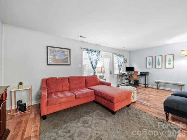 8078 Knights Bridge Road, Charlotte, NC 28210