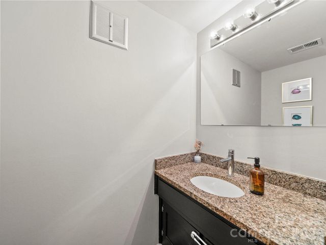 8078 Knights Bridge Road, Charlotte, NC 28210