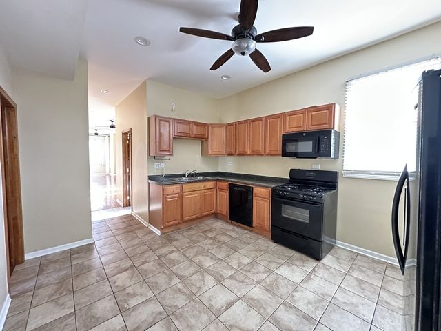 2028 N Hamlin Avenue 2, Chicago, IL 60647