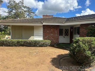 16561 Martincoit Road, Poway, CA 92064