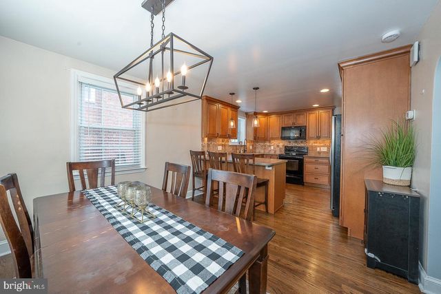 43 NETHERWOOD DR, Springfield, PA 19064