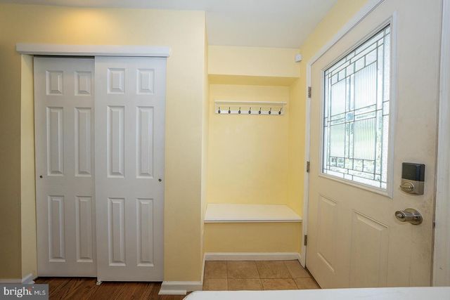 43 NETHERWOOD DR, Springfield, PA 19064