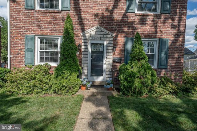 43 NETHERWOOD DR, Springfield, PA 19064