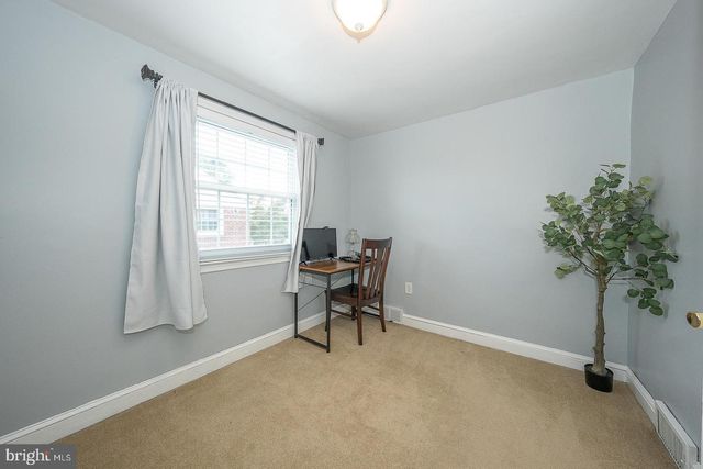 43 NETHERWOOD DR, Springfield, PA 19064