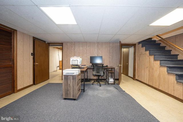 43 NETHERWOOD DR, Springfield, PA 19064