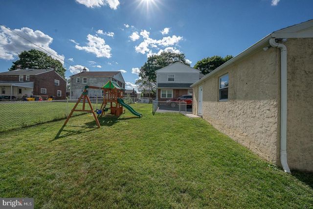 43 NETHERWOOD DR, Springfield, PA 19064