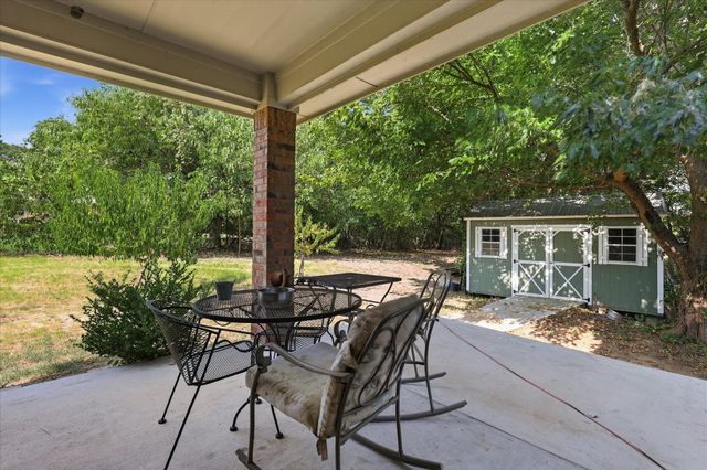 7200 Courtney Drive, Azle, TX 76020