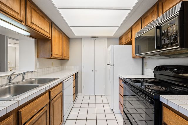 1533 Signal Ridge Place, Rockwall, TX 75032