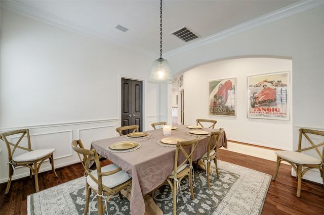 4004 Childress Street, Houston, TX 77005