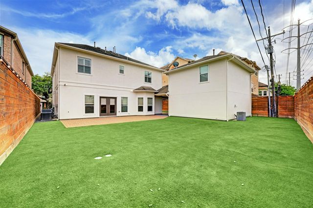 4004 Childress Street, Houston, TX 77005