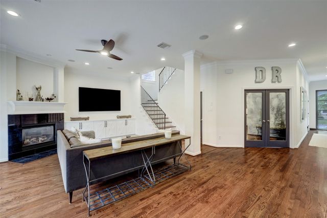 4004 Childress Street, Houston, TX 77005