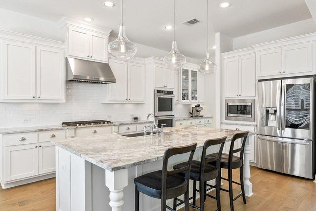 5812 Davenport Divide RD, Austin, TX 78738