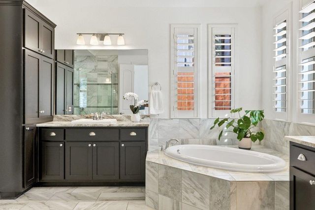 5812 Davenport Divide RD, Austin, TX 78738