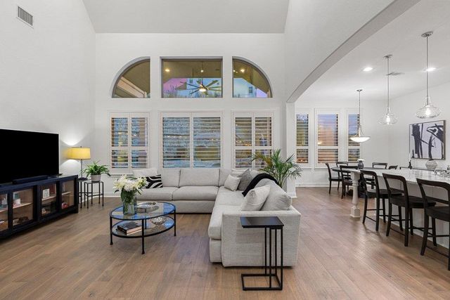 5812 Davenport Divide RD, Austin, TX 78738