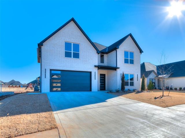 4824 Pont Neuf Road, Edmond, OK 73034