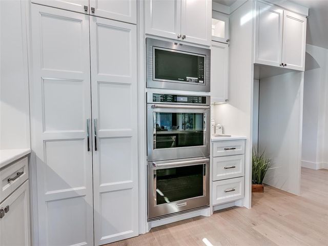 4824 Pont Neuf Road, Edmond, OK 73034